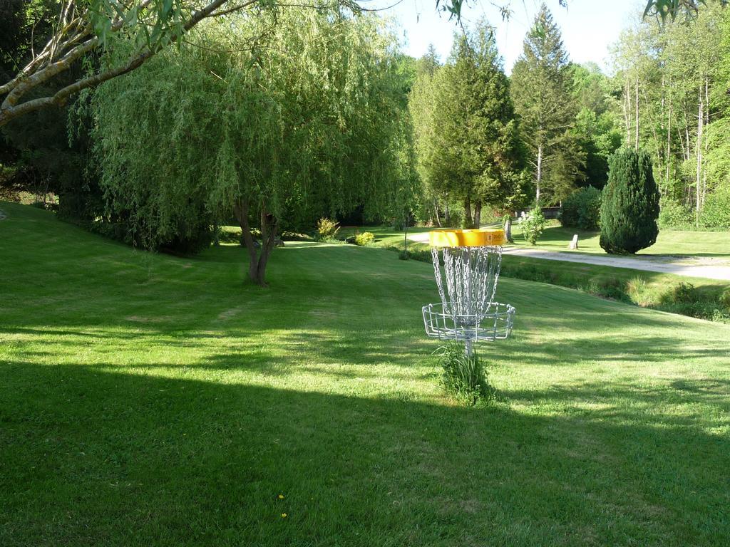 Le Moulin Berthon Bed & Breakfast Vernusse Exterior photo